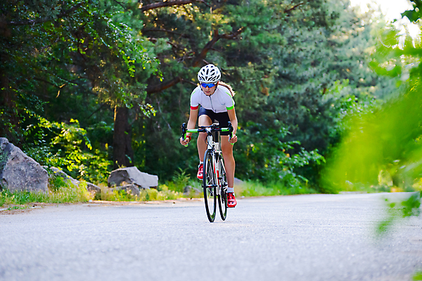 포토 JPG 해외이미지 나무 라이프스타일 공원 여자 도로 스포츠 백그라운드 모션 자연 아침 거리 따뜻함 건강 한명 사람 성인 취미 초록색 여름 운동 맑음 자전거 자유 흰색 도시 승차 저녁 숲 헬멧 연습 속도 순환 사이클링 전나무 무료 바이킹 가문비나무 해외포토 레이스천 주간 식물 1 계절 공공시설 길 컬러 컨셉 교통시설 날씨 생활 바이크 직물 야간 보호장비 육상스포츠 생태계 파일형식 이미지허브