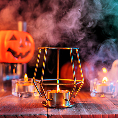 포토 JPG 해외이미지 백그라운드 컨셉 탁자 호박 사람없음 축제 어둠 할로윈 분위기 연기 오브젝트 촛대 잭오랜턴 호러 해외포토 가구 채소 공포 파일형식 이미지허브