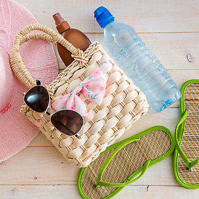 포토 JPG 해외이미지 바다 여행 백그라운드 휴가 휴식 해변 사람없음 선글라스 태양 공백 그룹 선탠 샌들 오브젝트 로션 해외포토 자연요소 안경 신발 컨셉 화장품 파일형식 이미지허브