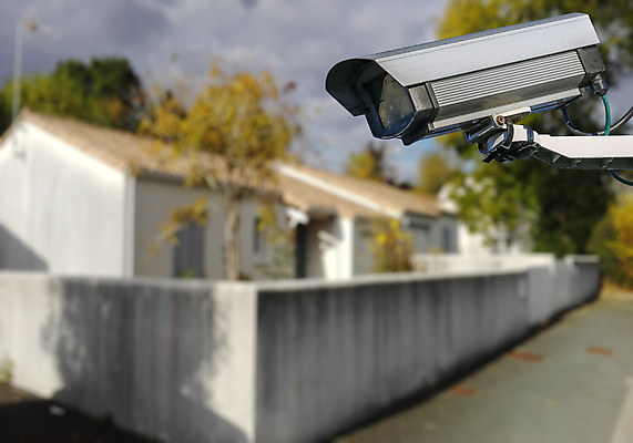 포토 JPG 해외이미지 거리 주택 경비 안전 사람없음 건물 카메라 모니터 텔레비전 장비 도시 재산 고급 경찰 보호 위험 순환 보안 전자 공포 감시 시스템 동영상 캠코더 보험 시민 스파이 제어 해외포토 직업 건축물 컨셉 모션 금융 전자제품 컴퓨터 국민 파일형식 이미지허브