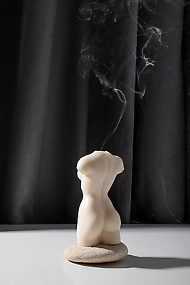 포토 JPG 해외이미지 직업 손 디자인 신체 촛불 사업가 미술 취미 사람없음 장식 빛 침묵 도구 항아리 액체 붓기 상품 만들기 아로마 향 장인 DIY 구성 방법 심지 왁스 정물화 핸드메이드 스타일 중소기업 해외포토 회사 초 모션 문화예술 신체부위 소리 도자기 그림 파일형식 이미지허브