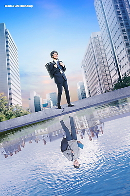 전신 PSD 편집이미지 남자 대학생 하늘 책가방 들기 정장 빌딩 20대 성인 두명 건물 물 30대 파란색 강 반사 걷기 한국인 도시 비즈니스맨 수면 헬멧 대학교 성인남자만 워라밸 이미지편집 자연요소 학생 건축물 옷 컬러 가방 비즈니스 학교 모션 사람 동양인 청년 장년 직장인 보호장비 신조어 남자만 성인만 파일형식