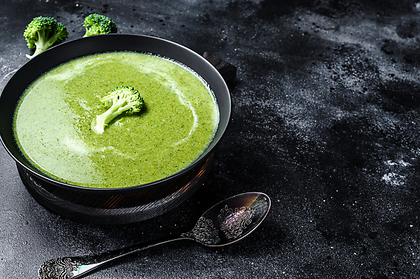 포토 JPG 해외이미지 접시 음식 백그라운드 다이어트 채소 탁자 건강 요리 사람없음 목재 초록색 숟가락 식사 저녁식사 흰색 시골 신선 사발 맛 수프 브로콜리 먹기 허브 크림 유기농 완두콩 시금치 점심식사 채식주의자 핸드메이드 비건 해외포토 나무 식물 식기 웰빙 컬러 가구 컨셉 재료 모션 콩 수저 사기그릇 채식 파일형식 이미지허브