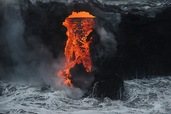 포토 JPG 해외이미지 바다 사람없음 야외 흐름 뜨거움 연기 위험 재해 화산 용암 화산섬 해외포토 섬 컨셉 산 파일형식 이미지허브