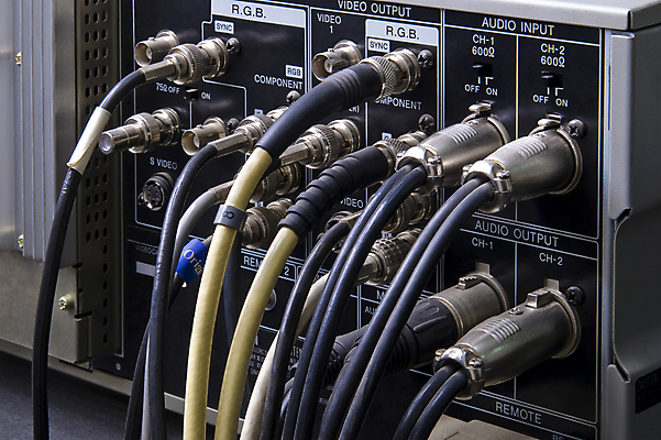 포토 JPG 해외이미지 직업 컨셉 아이디어 사람없음 금속 디지털 텔레비전 자료 힘 소리 장비 정보 판넬 네트워크 플러그 연결 전자 오디오 테이프 전염 철사 고무 동영상 소통 녹음기 인터페이스 하드웨어 해외포토 재질 문구용품 전자제품 컴퓨터 질병 감염 파일형식 녹음_기록 이미지허브