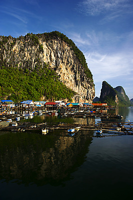 포토 JPG 해외이미지 구름 전통 아시아 문화 파도 바다 여행 백그라운드 태국 자연 벽지 하늘 낚시 휴가 산 동양인 풍경 사람없음 초록색 물 여름 파란색 평화 마을 침묵 수확 바위 시골 만 휴양지 다이빙 멀리 해외포토 자연요소 계절 나라 컬러 컨셉 농업 레저 인종 수영 소리 장소 돌_바위 생태계 수중스포츠 파일형식 이미지허브