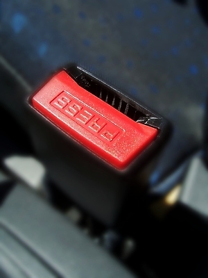 포토 JPG 해외이미지 웰빙 도로 교통수단 여행 의자 텍스트 교통시설 자동차 안전 사람없음 빨간색 운전 벨트 잡기 수비 보호 플라스틱 복지 측정 예방 잠금 보안 클립 법 언론 승객 조심 보험 고립 스트랩 자동 잠금해제 해외포토 잡화 길 육상교통 컬러 가구 교통 컨셉 모션 재질 사회이슈 시설 파일형식 이미지허브