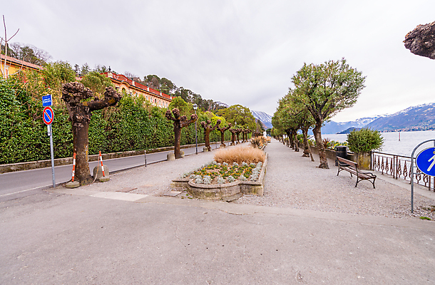 포토 JPG 해외이미지 라이프스타일 유럽 호수 백그라운드 하늘 휴가 파노라마 풍경 사람없음 물 여름 파란색 이탈리아 낭만 도시 보트 지중해 알프스 북쪽 타운 밀라노 해외포토 자연요소 계절 나라 바다 컬러 컨셉 배_교통 촬영기법 생활 방향 파일형식 이미지허브