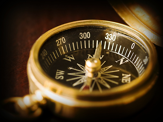 포토 JPG 해외이미지 산업 조각 여행 백그라운드 컨셉 추상 프레임 사람없음 목재 탐험 도구 체리 황금 가장자리 나침반 왕 방향 오브젝트 스크래치 북쪽 동쪽 남쪽 노출 경영 그런지 놋쇠 서쪽 옛날 해외포토 나무 무늬 과일 비즈니스 재료 둘레 파일형식 이미지허브