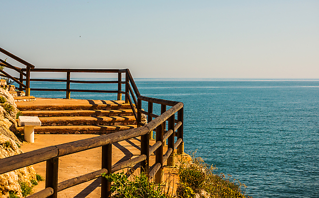 포토 JPG 해외이미지 주간 바다 사람없음 야외 울타리 계단 해외포토 자연요소 담장 파일형식 이미지허브
