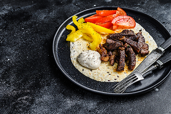 포토 JPG 해외이미지 음식 백그라운드 포크 탁자 육류 스테이크 요리 비프스테이크 사람없음 목재 빨간색 갈색 검은색 식사 저녁식사 어둠 소고기 튀김 양념 중앙 그릴 바비큐 자르기 굽기 먹기 허브 향신료 준비 소금 후추 로즈메리 갈비뼈 점심식사 등심 카피스페이스 해외포토 나무 식물 식기 컬러 가구 식재료 재료 모션 주방용품 뼈 서양음식 공백 구이 향미료 파일형식 이미지허브