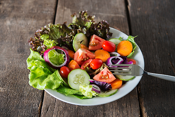 포토 JPG 해외이미지 접시 음식 백그라운드 다이어트 토마토 채소 유리 오이 건강 요리 사람없음 목재 초록색 식사 저녁식사 샐러드 신선 사발 먹기 유기농 내추럴 채식주의자 맛있는 해외포토 나무 식기 웰빙 컬러 재료 모션 재질 사기그릇 채식 파일형식 이미지허브