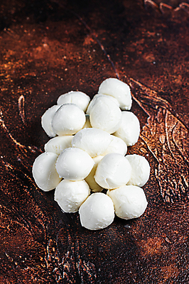 포토 JPG 해외이미지 전통 접시 음식 백그라운드 잎 다이어트 채소 재료 공 탁자 치즈 건강 요리 사람없음 목재 빨간색 초록색 검은색 식사 저녁식사 이탈리아 샐러드 우유 흰색 시골 신선 체리 지중해 먹기 허브 유기농 날것 후추 점심식사 모짜렐라치즈 미니 채식주의자 카프레제 해외포토 나무 식물 식기 웰빙 유럽 바다 컬러 가구 과일 모션 유제품 향신료 채식 파일형식 이미지허브