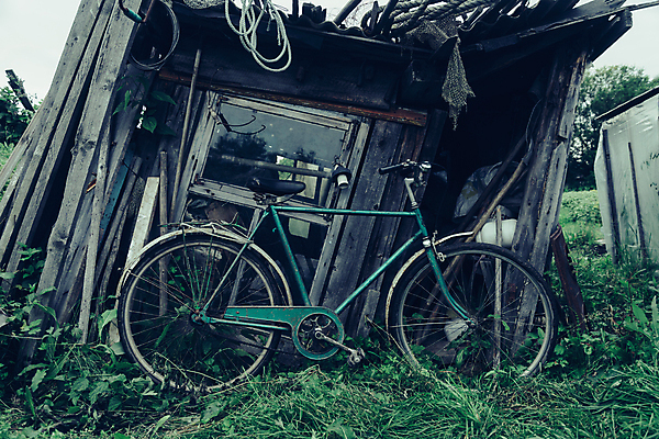 포토 JPG 해외이미지 벽 백그라운드 교통시설 사람없음 야외 목재 초록색 갈색 자전거 수확 골동품 시골 바퀴 클래식 부식 복고 외양간 구식 그런지 옛날 스타일 해외포토 나무 컬러 교통 컨셉 농업 재료 바이크 시설 파일형식 이미지허브