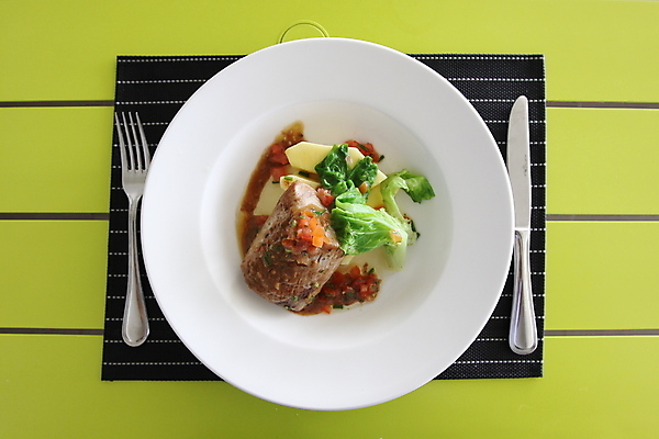 포토 JPG 해외이미지 그릇 식기 접시 포크 토마토 채소 의자 탁자 밥 양파 오이 새우 피자 육류 어류 사람없음 케이크 식당 숟가락 버섯 당근 카페 샐러드 면 칼 자르기 해산물 향신료 파인애플 올리브 소금 홍합 후추 해외포토 열매 음식 가구 과일 식재료 모션 어패류 디저트 뿌리채소 패스트푸드 서양음식 수저 갑각류 상점 수중동물 열대과일 향미료 파일형식 이미지허브