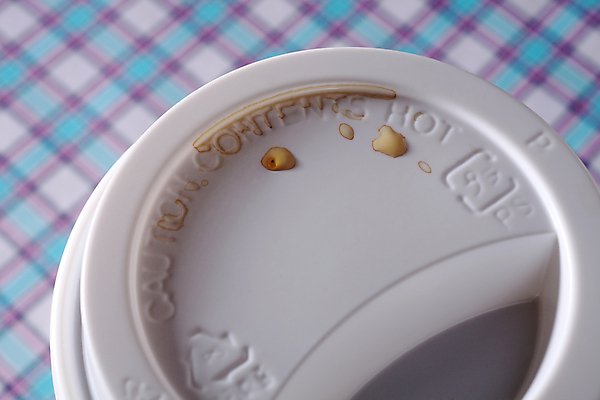 포토 JPG 해외이미지 커피 음료 실내 사람없음 가로 하이앵글 컬러풀 커피잔 서비스 상쾌 테이크아웃컵 해외포토 감정 뷰포인트 컬러 잔 내부 컵 파일형식 이미지허브