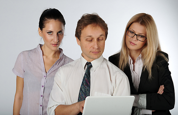 포토 JPG 해외이미지 직업 여자 남자 행복 선 비즈니스 사업가 협력 노동자 미소 사람 성인 세명 노트북 컴퓨터 사무실 카메라 작업 비즈니스맨 비즈니스우먼 자신감 그룹 결심 동료 만족 경영자 긍정 세미나 줄서기 카피스페이스 콜라보레이션 해외포토 감정 컨셉 관계 모션 표정 전자제품 공백 직장인 리더 파일형식 이미지허브