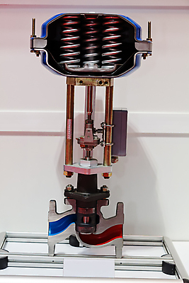 포토 JPG 해외이미지 디자인 산업 선 오렌지 부분 공장 실내 사람없음 빛 힘 기계 봄 에너지 나사 바 횡단보도 닫기 제조 상품 플라스틱 천 철 교차로 묘사 롤러 엔진 정비공 고무 공학 모터 철강 힘찬 탄소 해외포토 계절 교육 길 컨셉 과일 공업 모션 재질 내부 공구 직물 기술자 보행로 파일형식 이미지허브