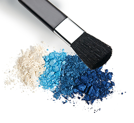 포토 JPG 해외이미지 직업 얼굴 장신구 그림자 사람없음 파란색 빛 컬러풀 뷰티 유행 화장품 흰색 붓 화려 팔레트 볼터치 아이섀도 흘림 찌그러짐 고립 깨짐 유아독존 더스트파티클 방식 해외포토 컬러 컨셉 모션 신체부위 화장 파일형식 이미지허브