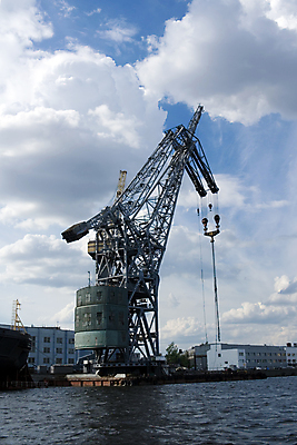 포토 JPG 해외이미지 주간 하늘 사람없음 야외 중장비 조선소 기중기 산업시설 산업현장 해외포토 자연요소 산업 산업장비 파일형식 이미지허브
