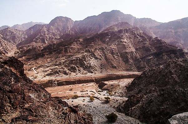 포토 JPG 해외이미지 나무 구름 공원 유럽 스포츠 파도 섬 여행 백그라운드 자연 하늘 휴가 산 풍경 사람없음 야외 빨간색 초록색 물 여름 파란색 컬러풀 태양 뷰티 환경 힘 일몰 봄 이탈리아 하이킹 바위 정상 언덕 알프스 장면 내추럴 웅장함 절정 수평선 해외포토 자연요소 식물 계절 공공시설 나라 바다 컬러 레저 노을 돌_바위 생태계 파일형식 이미지허브