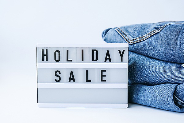 포토 JPG 해외이미지 실내 사람없음 세일 청바지 흰배경 라이트박스 홀리데이 해외포토 백그라운드 바지 휴가 내부 흰색 파일형식 이미지허브