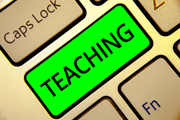 포토 JPG 해외이미지 교육 문화 가이드 설명 사람없음 학습 독서 운동 기차 성장 강의 알림 준비 서식 쇼 소통 규율 땅바닥 송곳 시범 조언 견습기간 해외포토 직업 육상교통 컨셉 모션 대중교통 바닥 건강 파일형식 이미지허브