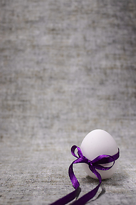 포토 JPG 해외이미지 템플릿 전통 디자인 계절 리본 기독교 종교 음식 백그라운드 패턴 포장 휴가 발렌타인데이 선물 이벤트 사람없음 장식 우주 보라색 치킨 놀람 봄 껍질 흰색 축하 인사 소프트포커스 묶기 제비꽃 심볼 활 싱글 기회 부활절계란 매듭 심플 테이프 암 고립 삶기 암탉 해외포토 꽃 감정 컬러 컨셉 무늬 모션 데이이벤트 문구용품 부활절 촬영기법 표정 계란 예절 닭 질병 암컷 닭고기요리 파일형식 이미지허브