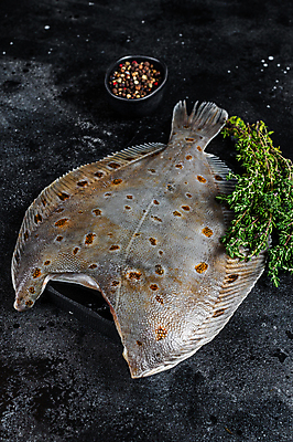 포토 JPG 해외이미지 음식 바다 백그라운드 자연 건강 육류 어류 요리 사람없음 목재 갈색 검은색 식사 어둠 흰색 신선 먹기 해산물 향신료 준비 날것 소금 후추 로즈메리 백리향 생식 해외포토 나무 컬러 식재료 재료 모션 수중동물 허브 생태계 향미료 파일형식 이미지허브