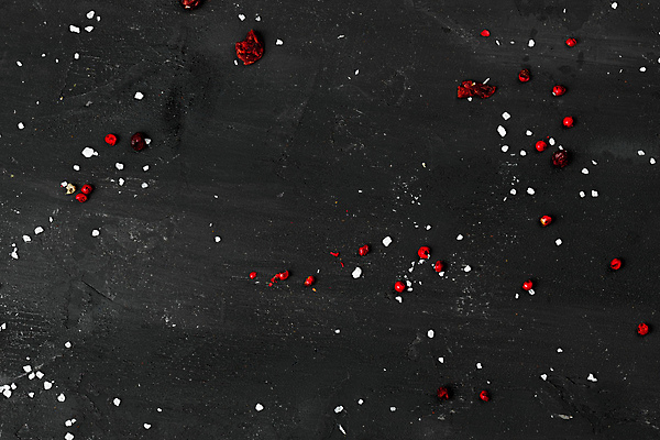 포토 JPG 해외이미지 식재료 검은배경 실내 사람없음 향신료 소금 통후추 해외포토 백그라운드 내부 검은색 후추 향미료 파일형식 이미지허브