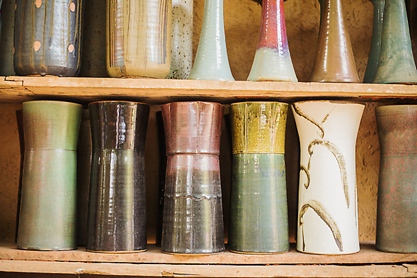 포토 JPG 해외이미지 전통 그릇 손 디자인 패턴 태국 유물 미술 사람없음 장식 컵 컬러풀 꽃병 봄 수확 골동품 시간 항아리 도자기 역사 보호 냄비 오브젝트 분수 질감 복고 함선 심플 점토 진흙 토기 수공예 유리주전자 고고학 고립 도예가 옛날 핸드메이드 해외포토 직업 식기 계절 교육 꽃 아시아 컬러 컨셉 무늬 농업 배_교통 유리 주전자 문화예술 신체부위 용기_그릇 솥 공예 파일형식 이미지허브