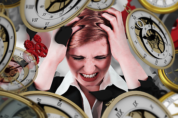 포토 JPG 해외이미지 백인 여자 산업 시계 비즈니스 스트레스 한명 20대 성인 컴퓨터그래픽 빨간색 디지털 기계 회색 분노 짜증 흰색 시간 비즈니스우먼 좌절 톱니바퀴 빨간머리 비네팅 카운트다운 성인여자한명만 해외202004 해외포토 서양인 1 헤어스타일 감정 컬러 컨셉 촬영기법 사람 청년 그래픽 직장인 여자한명만 성인여자만 파일형식