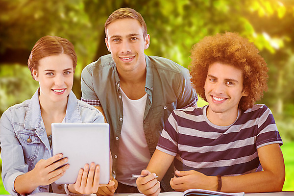 포토 JPG 해외이미지 나무 식물 백인 학생 디자인 응시 공원 교육 남자 길 대학생 잎 벤치 교실 학교 청소년 자연 휴식 함께함 미소 앉기 풍경 초원 20대 세명 초록색 노트북 컴퓨터 태블릿 알약 유행 평화 공책 우정 터치 자유 탐험 성장 전원 타이핑 고독 시원함 엉덩이 디자이너 땅 무선전화기 집중 대학교 내추럴 도피 심각 터치스크린 스타일 힙스터 고등교육 해외202004 해외포토 서양인 직업 시선 공공시설 패션 감정 컬러 컨셉 의자 모션 문구용품 표정 사람 청년 신체부위 친구 전자제품 스마트기기 약 전기에너지 전화기 생태계 파일형식