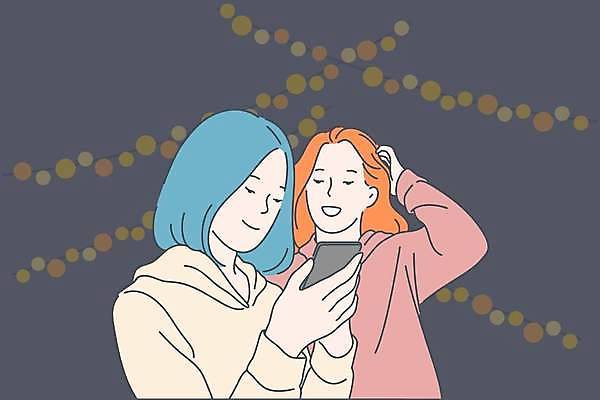 EPS 해외이미지 학생 여자 행복 일러스트 함께함 들기 상반신 성인 두명 친구 스마트폰 우정 즐거움 성인여자만 해외일러스트 감정 컨셉 관계 모션 사람 핸드폰 스마트기기 여자만 성인만 파일형식 벡터 이미지허브