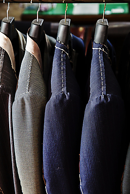 포토 JPG 실내 정장 사람없음 재킷 옷걸이 재단사 울산 의상실 의상제작 맞춤 국내포토 직업 옷 한국 내부 외투 제조 파일형식