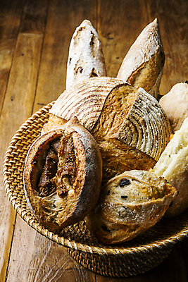 포토 JPG 빵 실내 사람없음 바구니 빵집 다양 나무배경 국내포토 음식 다수 백그라운드 내부 상점 파일형식