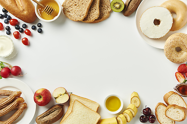 포토 JPG 스튜디오촬영 그릇 접시 방울토마토 딸기 단면 프레임 바나나 실내 키위 사람없음 하이앵글 체리 올리브오일 사과 바게트 식빵 흰배경 유기농 생크림 블루베리 종지 베이글 꿀 호밀빵 메이플시럽 츄러스 크림치즈 탄수화물 통밀식빵 허니디퍼 적환무 카피스페이스 미니사과 국내포토 식기 웰빙 빵 뷰포인트 백그라운드 토마토 과일 디저트 치즈 내부 공백 흰색 도구 기름_음식 무 크림 시럽 파일형식