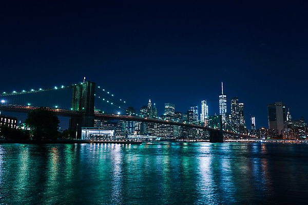 포토 JPG 해외풍경 야경 사람없음 야외 빛 도시풍경 반사 고층빌딩 도시 뉴욕 허드슨강 가교 국내포토 해외 건축물 풍경 빌딩 강 미국 야간 파일형식 풍경_경치