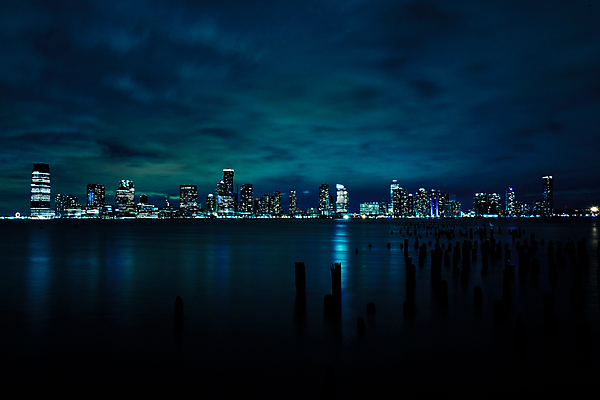 포토 JPG 해외풍경 야경 사람없음 야외 고층빌딩 어둠 뉴욕 장노출 흐림 허드슨강 국내포토 해외 날씨 촬영기법 풍경 빌딩 강 미국 야간 파일형식 풍경_경치