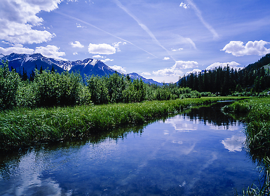포토 JPG 주간 구름 호수 하늘 산 풍경 사람없음 야외 반사 맑음 풀 국내포토 자연요소 식물 날씨 파일형식