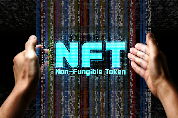 PSD 편집 편집이미지 손 텍스트 손짓 타이포그라피 신체부위 3D 디지털 검은색 잡기 회로판 디지털합성 디지털산업 편집소스 블록체인 NFT 이미지편집 편집3D 문자 산업 컬러 모션 사람 금융 파일형식 4차산업 가상화폐