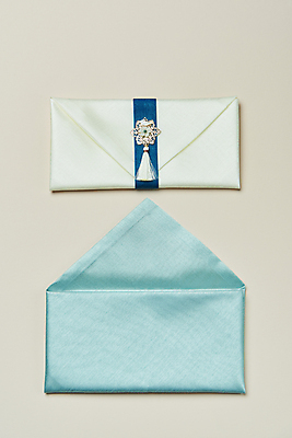 포토 JPG 스튜디오촬영 명절 회색배경 전통소품 실내 사람없음 하이앵글 천 오브젝트 감사 돈봉투 명절선물 국내포토 전통 기념일 감정 뷰포인트 백그라운드 봉투 선물 내부 회색 직물 파일형식