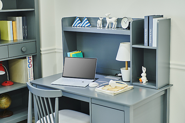 포토 JPG 의자 책장 실내 사람없음 장식 노트북 헤드셋 스탠드 책상 오브젝트 탁상시계 무선마우스 온라인강의 이러닝 홈스쿨 홈스쿨링 목업 자기주도학습 스마트러닝 국내포토 교육 시계 음향기기 가구 조명 내부 전자제품 학습 헤드폰 마우스 강의 파일형식 언택트