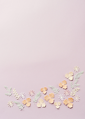 포토 JPG 스튜디오촬영 종이 잎 실내 사람없음 하이앵글 페이퍼아트 오브젝트 종이꽃 카피스페이스 분홍색배경 국내포토 식물 꽃 뷰포인트 분홍색 백그라운드 내부 공백 파일형식