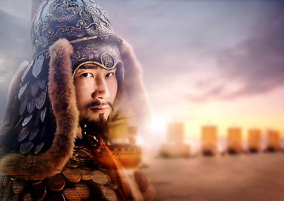 PSD 구름 편집이미지 응시 남자 바다 하늘 한명 상반신 성인 30대 노을 한국인 위인 장군 갑옷 거북선 이순신 충무공 선박 성인남자한명만 이미지편집 자연요소 직업 1 시선 수상교통 사람 동양인 장년 보호장비 남자한명만 성인남자만 파일형식