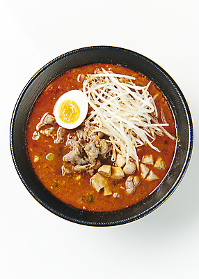 포토 JPG 그릇 실내 사람없음 하이앵글 계란 흰배경 동남아음식 숙주나물 쌀국수 태국음식 로컬푸드 똠얌쌀국수 국내포토 식기 음식 뷰포인트 백그라운드 내부 농산물 알 흰색 국수 나물 동양음식 베트남음식 파일형식