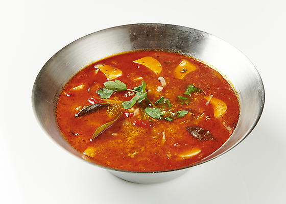 포토 JPG 그릇 실내 사람없음 흰배경 동남아음식 쌀국수 태국음식 로컬푸드 똠얌쌀국수 국내포토 식기 음식 백그라운드 내부 농산물 흰색 국수 동양음식 베트남음식 파일형식