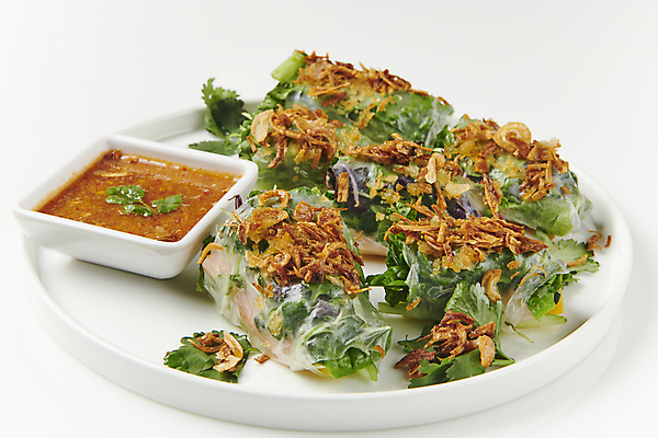 포토 JPG 접시 실내 사람없음 소스 흰배경 종지 동남아음식 스프링롤 태국음식 로컬푸드 샐러드롤 국내포토 그릇 식기 음식 백그라운드 내부 농산물 중식 흰색 양념 동양음식 파일형식