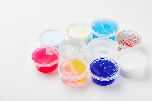 포토 JPG 스튜디오촬영 종류 사람없음 장난감 여러개 다양 흰배경 고체 슬라임 국내포토 다수 백그라운드 실내 흰색 파일형식