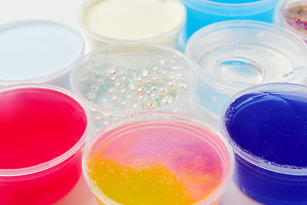 포토 JPG 스튜디오촬영 놀이 종류 근접촬영 사람없음 장난감 여러개 다양 흰배경 고체 슬라임 국내포토 뷰포인트 다수 백그라운드 실내 흰색 파일형식